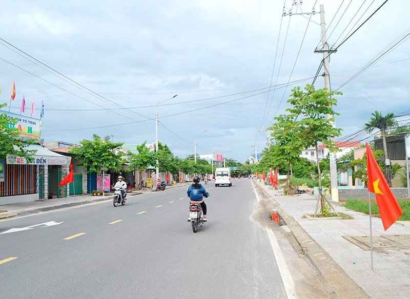 Cần bán đất trung tâm thị xã Điện Bàn đường nhựa 7,5m 2