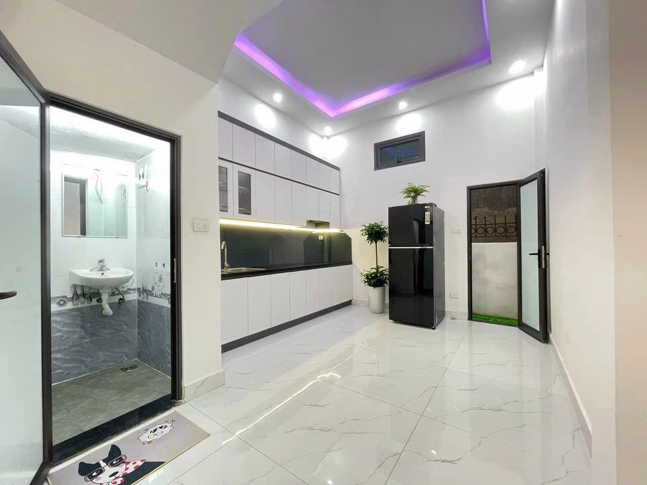 NHÀ NGÕ 42 TRẦN BÌNH - Ô TÔ TRÁNH -  KINH DOANH ĐỈNH - 40M2 GIÁ CHÀO 8.75 TỶ.