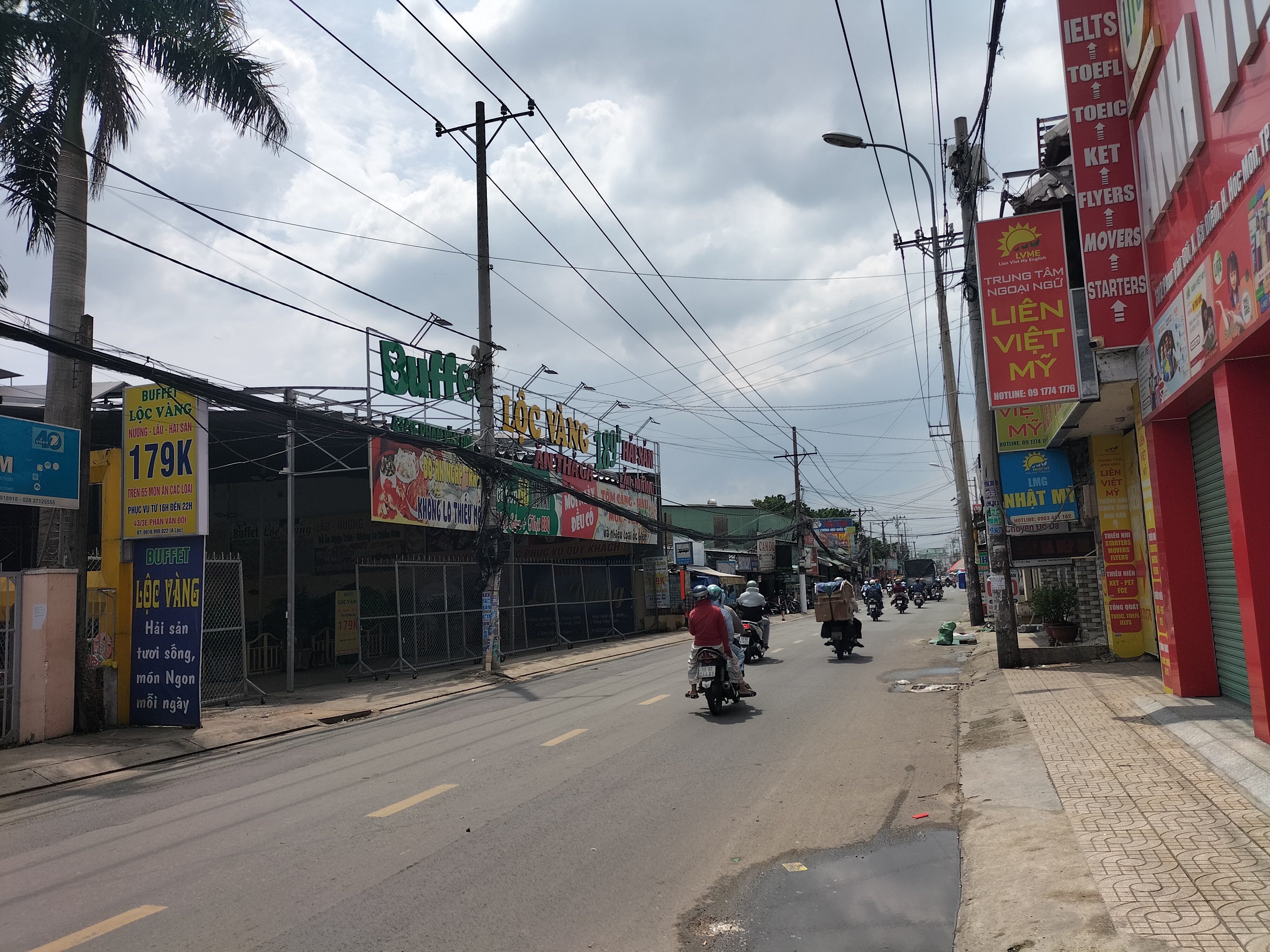 Bán nhà mặt tiền Phan Văn Đối, đường đẹp nhộn nhịp kinh doanh đa ngành nghề, kết nối quốc lộ 1A từ 1