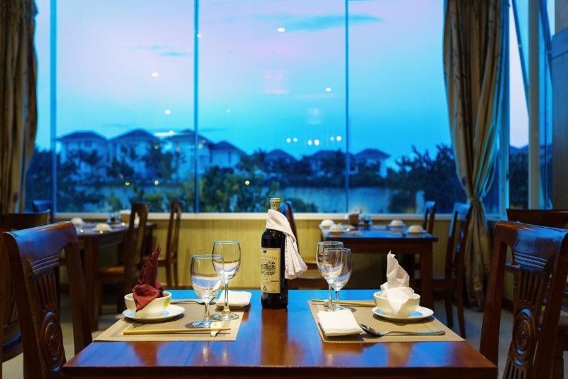 Khách Sạn VIEW Biển Mỹ Khê Đà Nẵng, đường Võ Nguyên Giáp, 500m2, 12 tầng 3