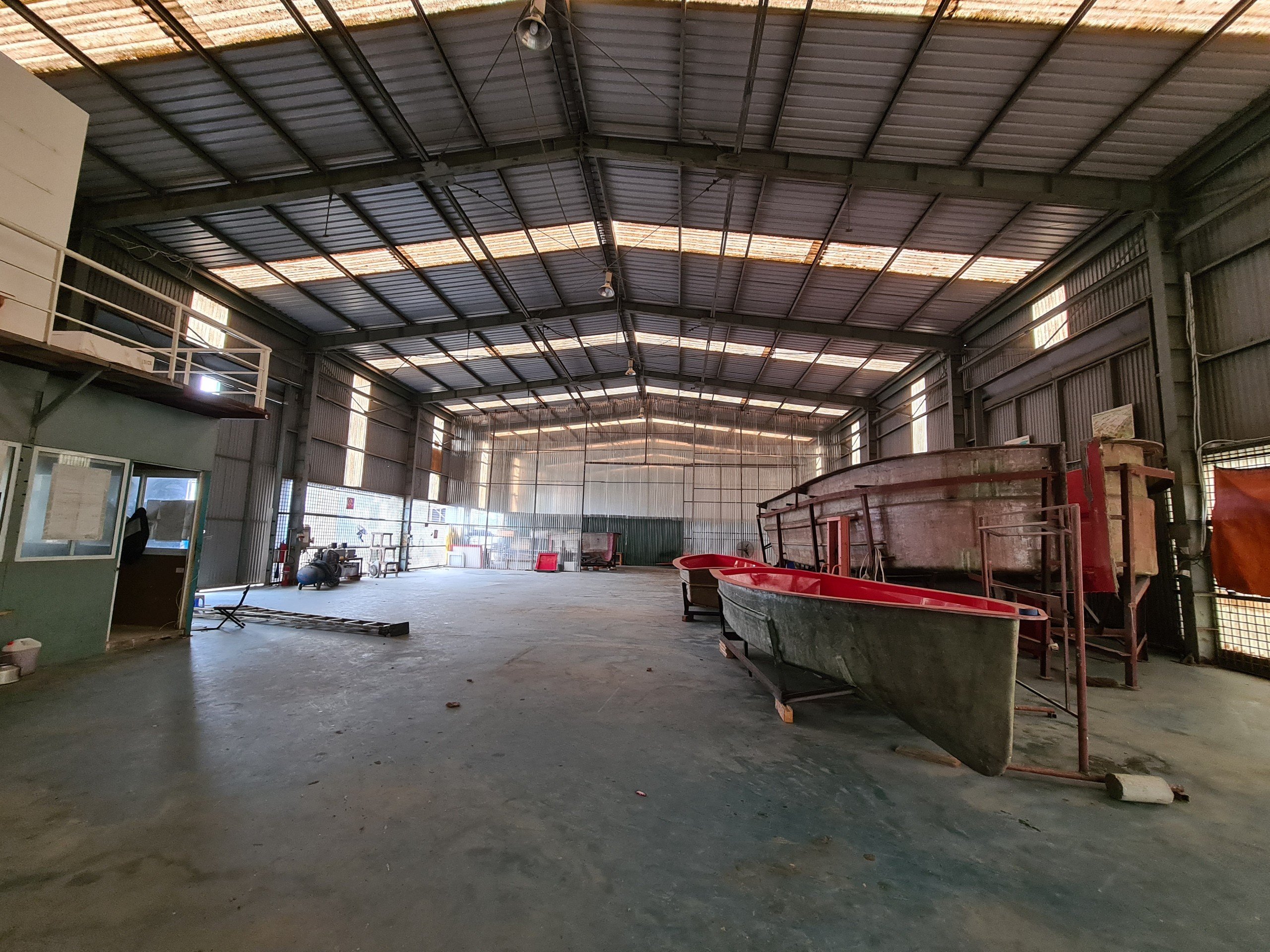 cho thuê kho xưởng 670m2 ở Trần Phú , Hoàng Mai , gần cảng khuyến lương , kho khung zamin cao tầm 10m 2