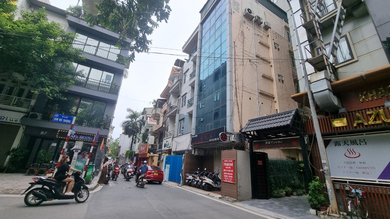 Bán nhà mặt phố Linh Lang,2 thoáng, kinh doanh đỉnh, 6 tầng 61m, nhỉnh 23 tỷ 2
