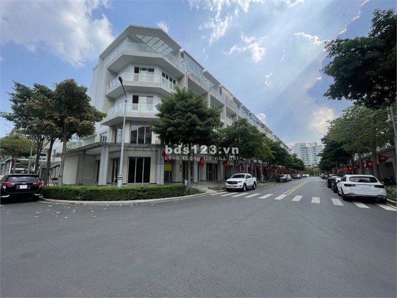 Cho thuê shophouse Saritown - Giá 90 triệu/tháng 2