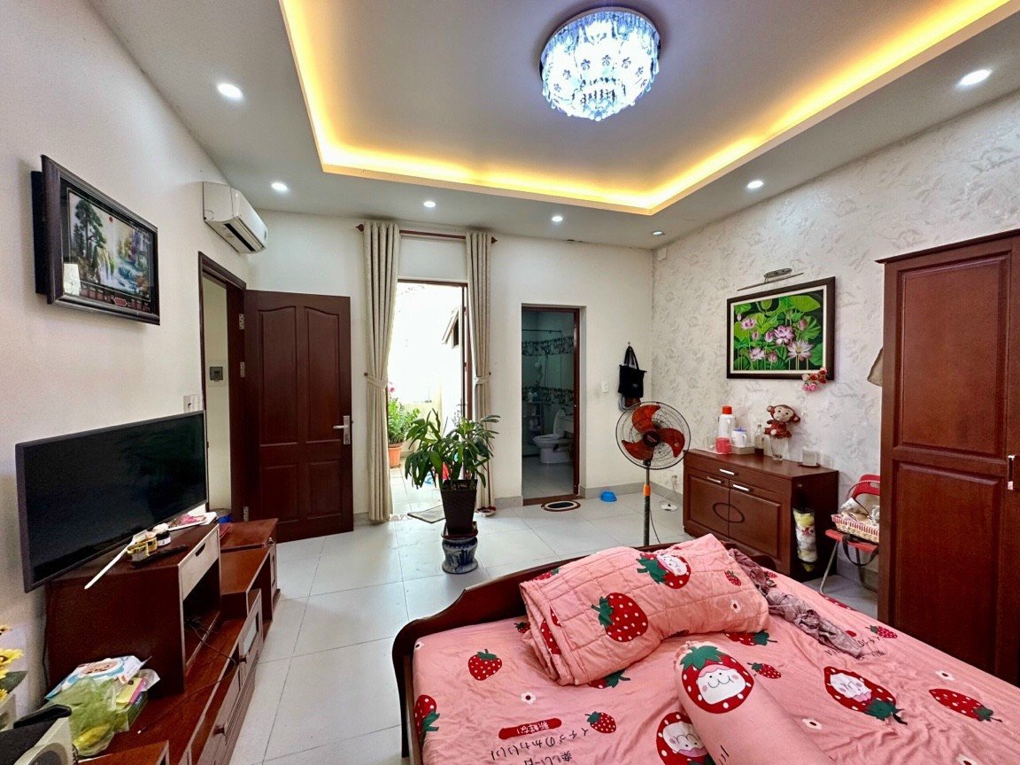 Cần bán Nhà mặt tiền Phường Thống Nhất, Biên Hòa, Diện tích 125m², Giá Thương lượng 4