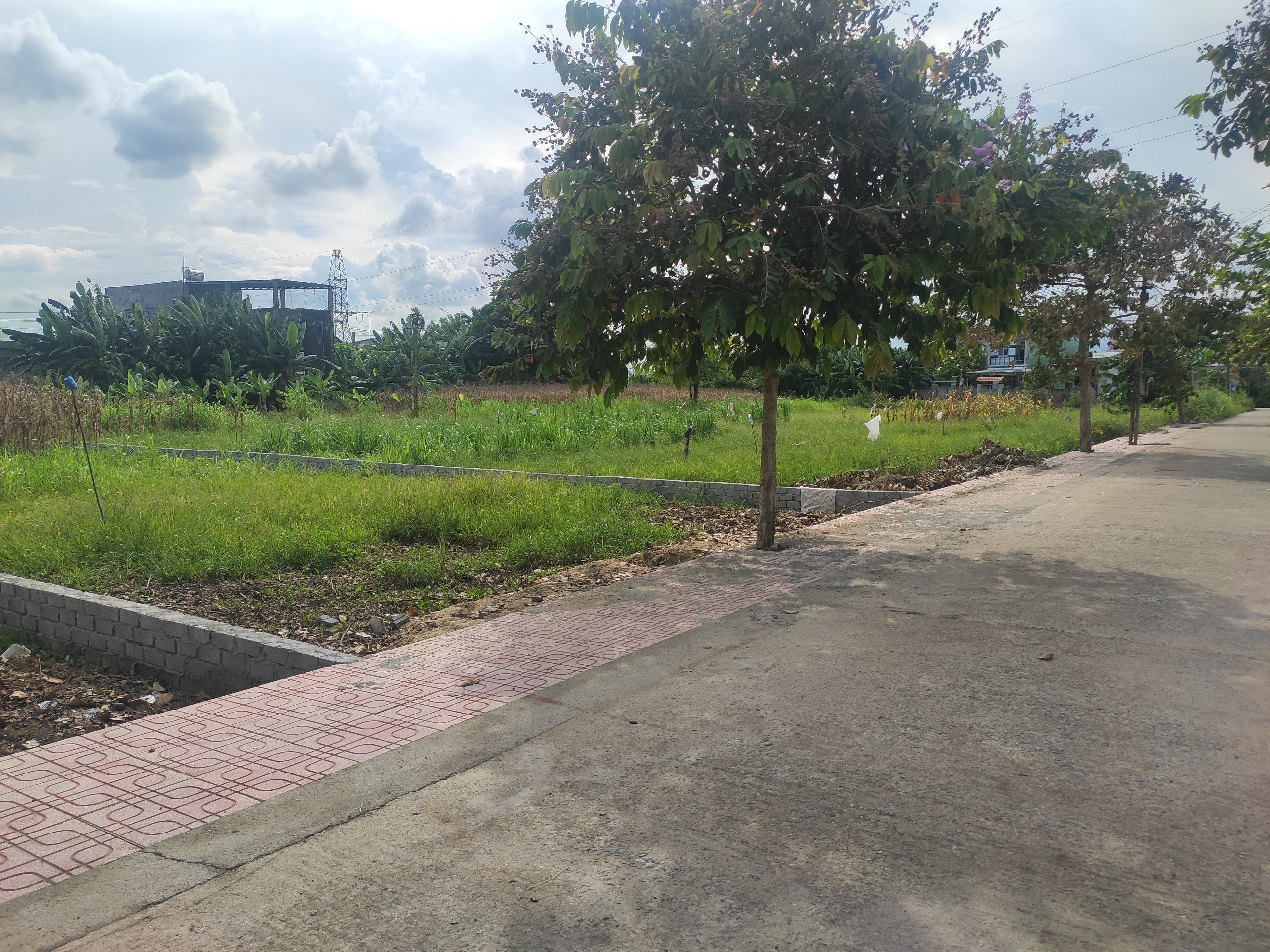 Bán đất 128m2 hướng bắc, gần Đà Nẵng, cạnh bên trường học, UBND, trạm y tế LH 0918852552 4