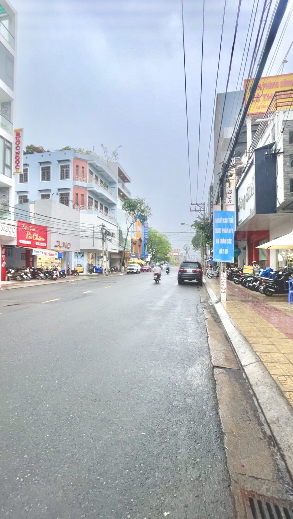 Bán nhà 3 tầng mặt đường Lý Thánh Tôn, Nha Trang 2