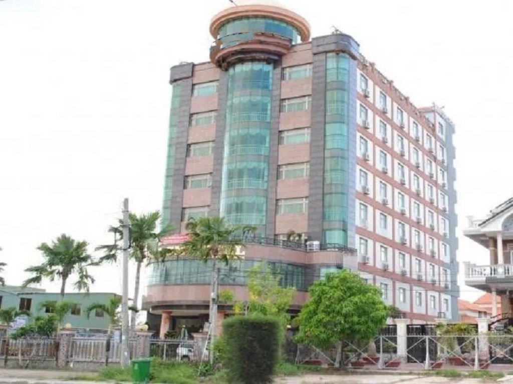 CHÍNH CHỦ Cần Bán 1 Tòa Nhà Bệnh Viện Trường Học Ở  Đường Nguyễn Trãi Thành Phố Cà Mau 1