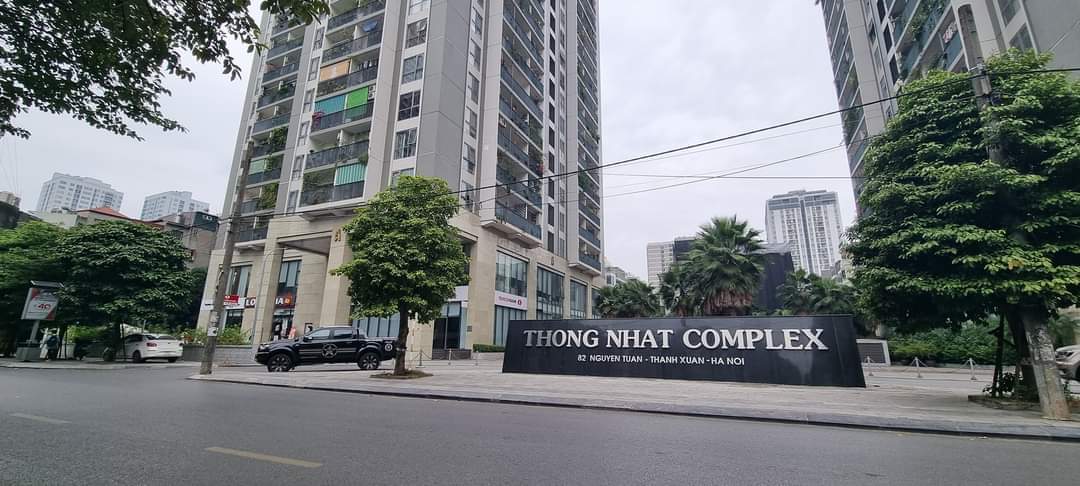 BIỆT THỰ LIỀN KỀ - THỐNG NHẤT COMPLEX - 82 NGUYỄN TUÂN - 107m x 7 tầng. Giá : hơn 40 tỷ