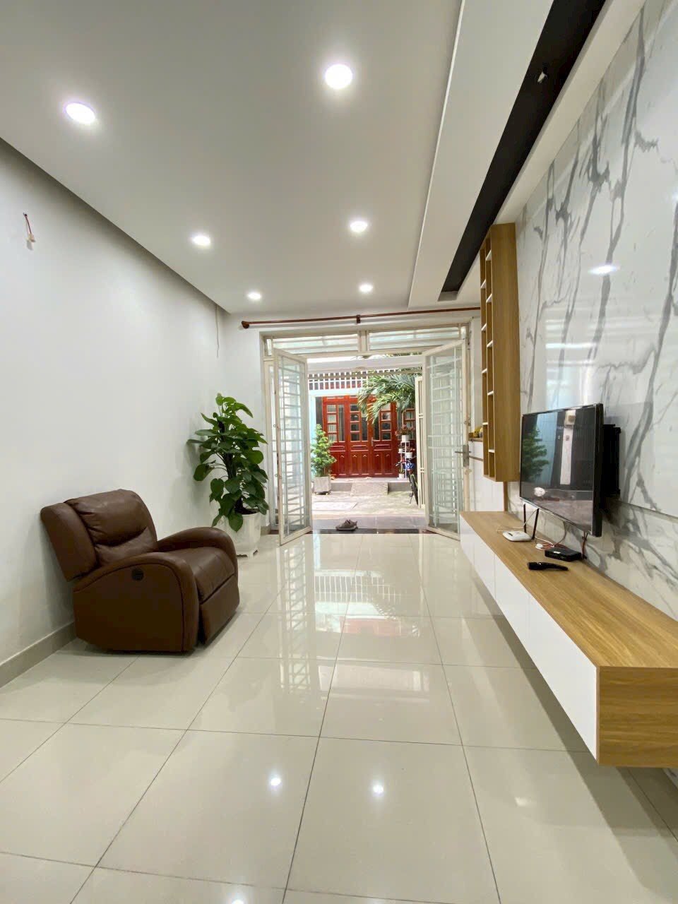 Cần bán Nhà 2 tầng đường Kha Vạn Cân, Phường Linh Tây, Diện tích 67m², Giá 5.350 Tỷ 2
