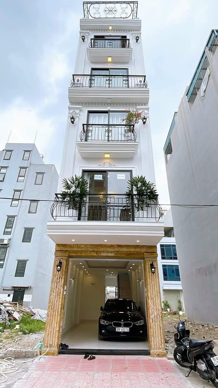 Cho thuê nhà Ngọc Thuỵ 50m, 6 tầng thang máy, 3 ngủ, nhà mới giá 16tr. 1