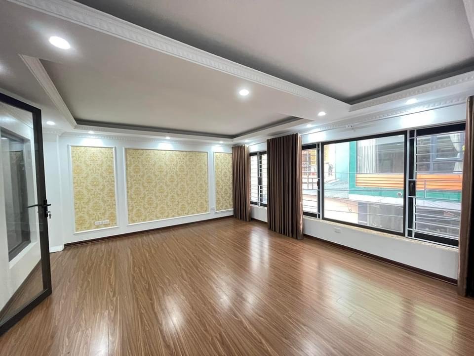 Bán nhà siêu hiếm Văn Quán, Phân Lô, Vỉa hè, 50m² giá hơn 8 tỷ bán nhanh trong ngày 4