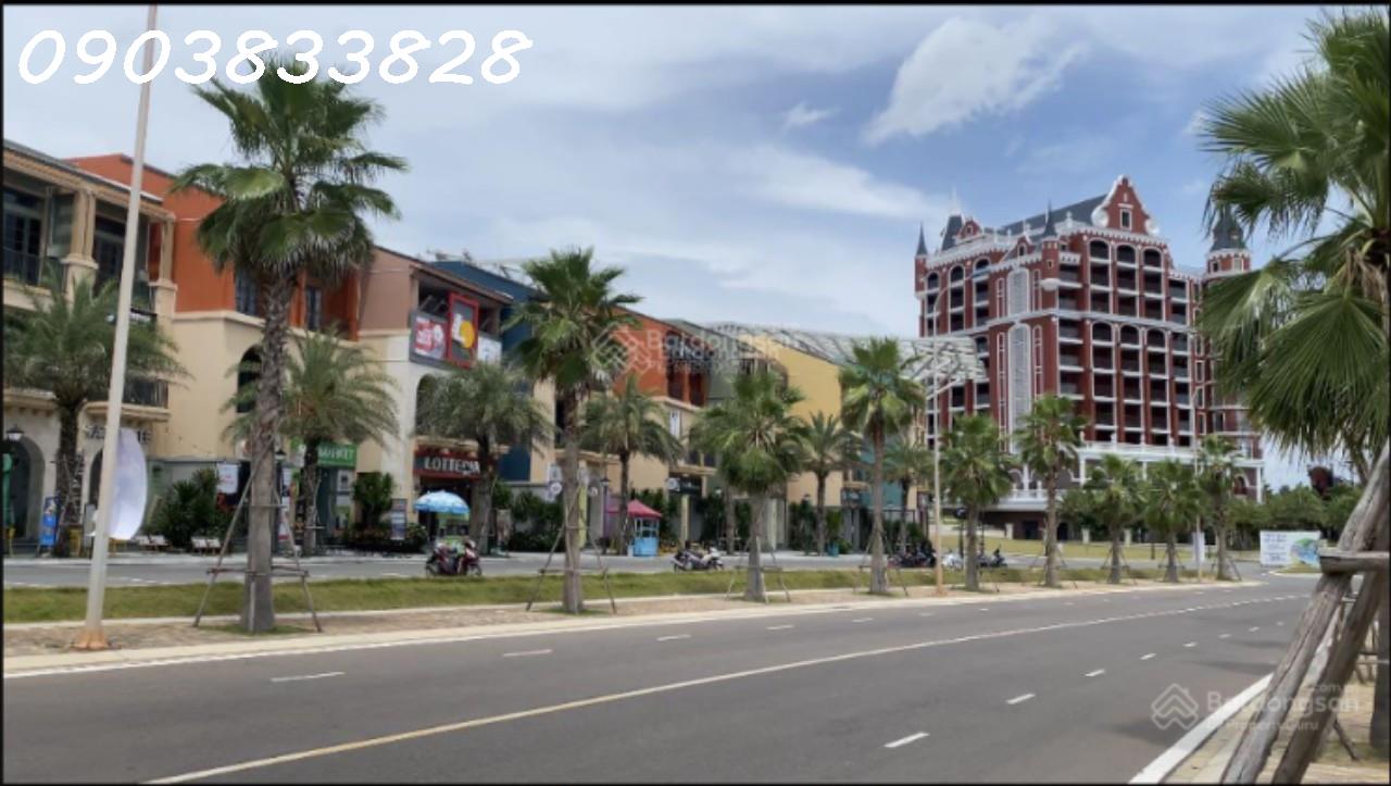 CC bán căn shophouse 3 tầng, mặt tiền đường Lạc Long Quân,biển, dự án Novaworld Phan Thiết 5