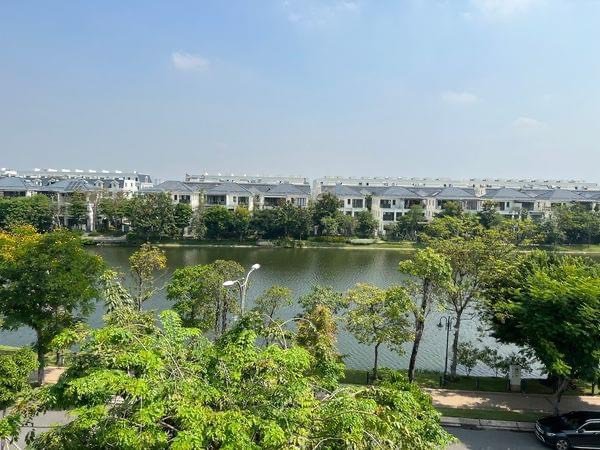 BDS HVL Cho thuê nhà phố 5x20 Hoàn thiện nội thất View hồ cảnh quan ở KĐT Lakeview City 3