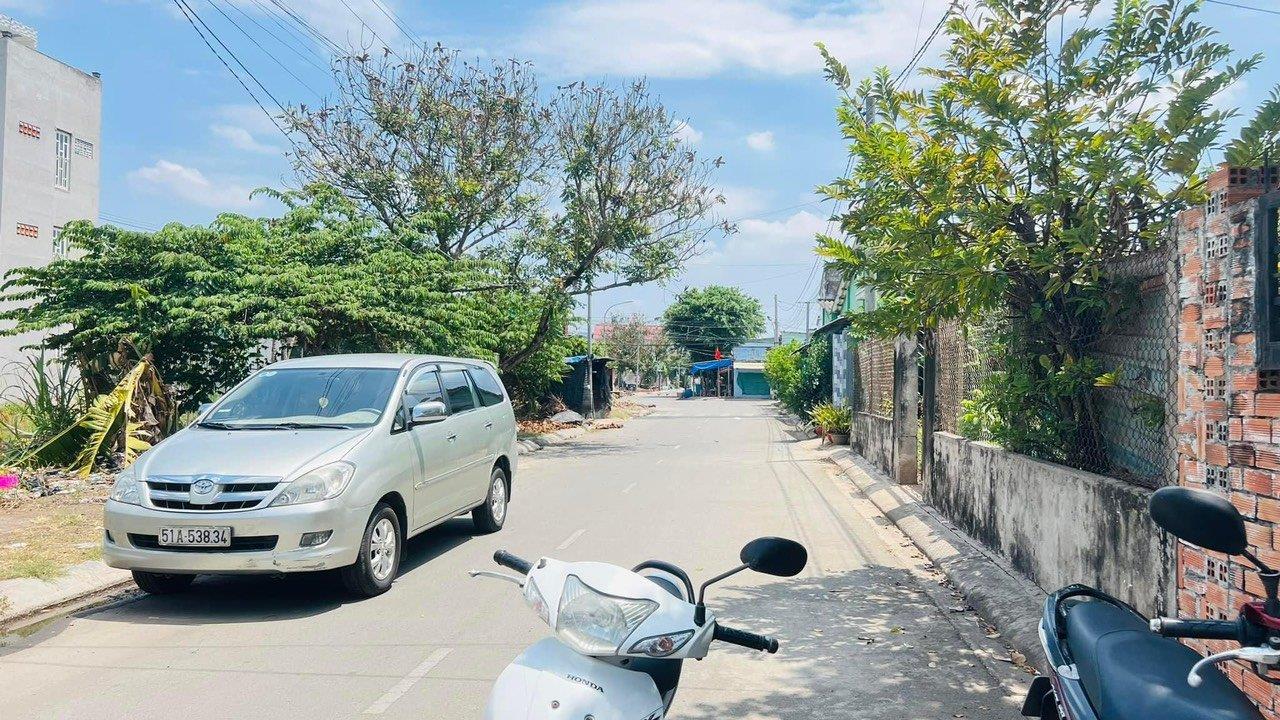 ĐẤT ĐẸP - GIÁ TỐT - Cần Bán GẤP 2 Lô Đất KDC Năm Sao- Long Định, Cần Đước, Long An 4