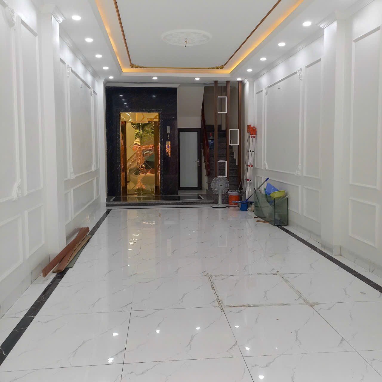 Bán nhà DV Kiến Hưng 50m2 6T thang máy chỉ hơn 7tỷ ô tô tránh kinh doanh 5