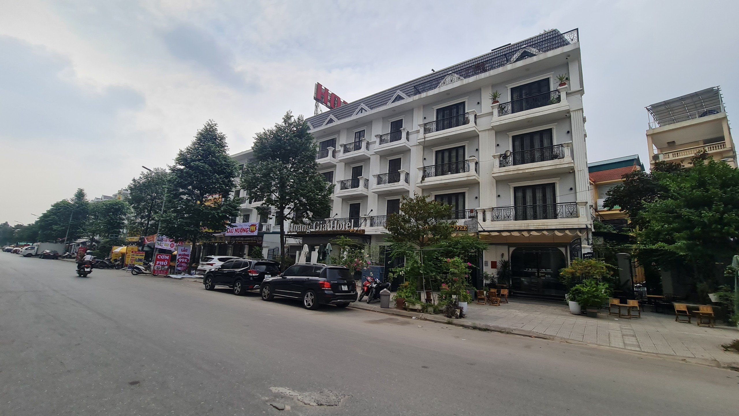 Bán nhà Phân lô  Nguyễn Xiển 45 m2, 5 tầng ,mặt tiền 4m,  GARA ÔTÔ , Kinh Doanh, giá chào 7.8 tỷ 2