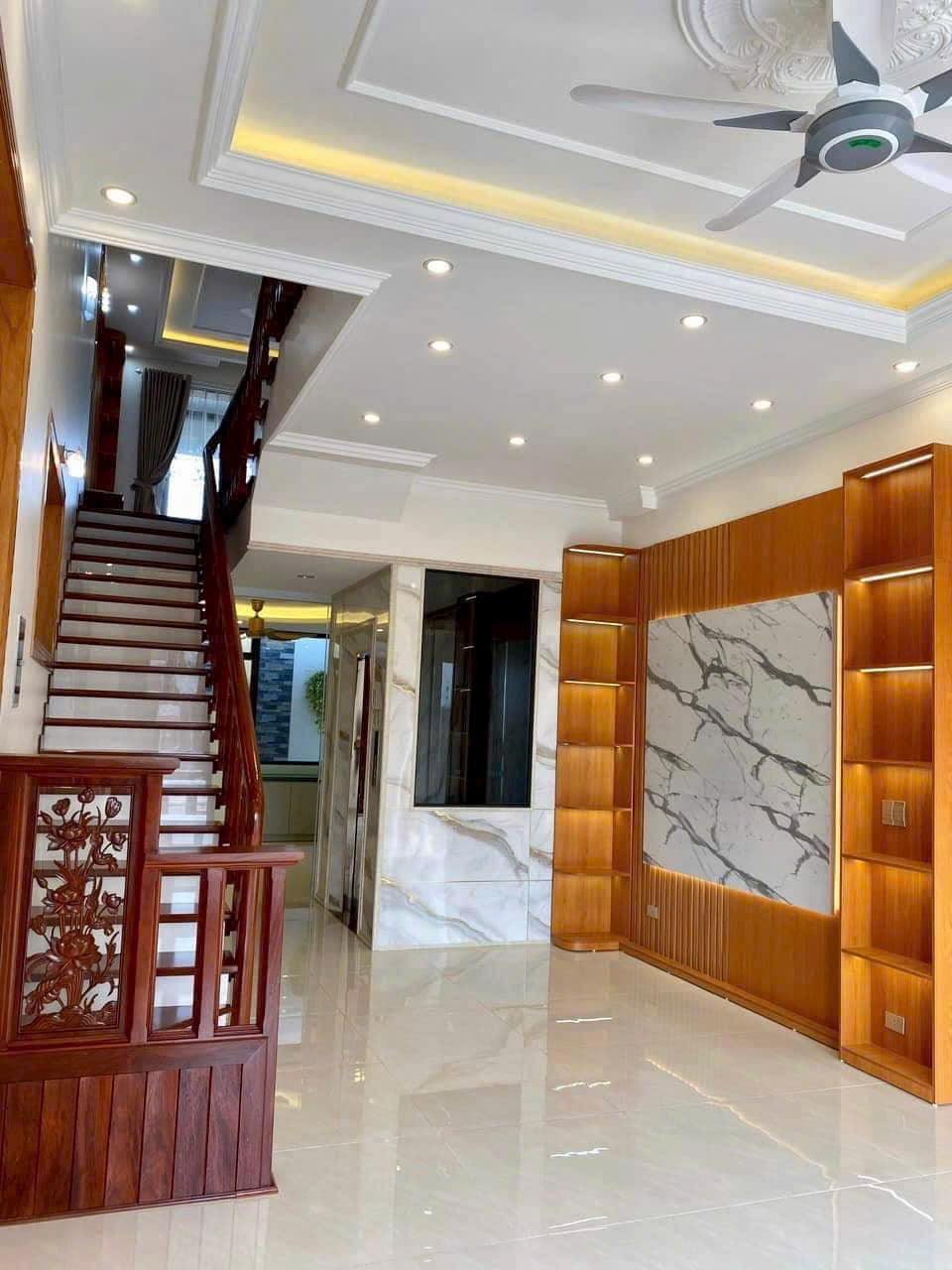 Bán lô đất ngõ 3 Nguyễn Chí Thanh, ph Tân Bình, TP HD, 60m2, mt 5m, đường oto tránh nhau