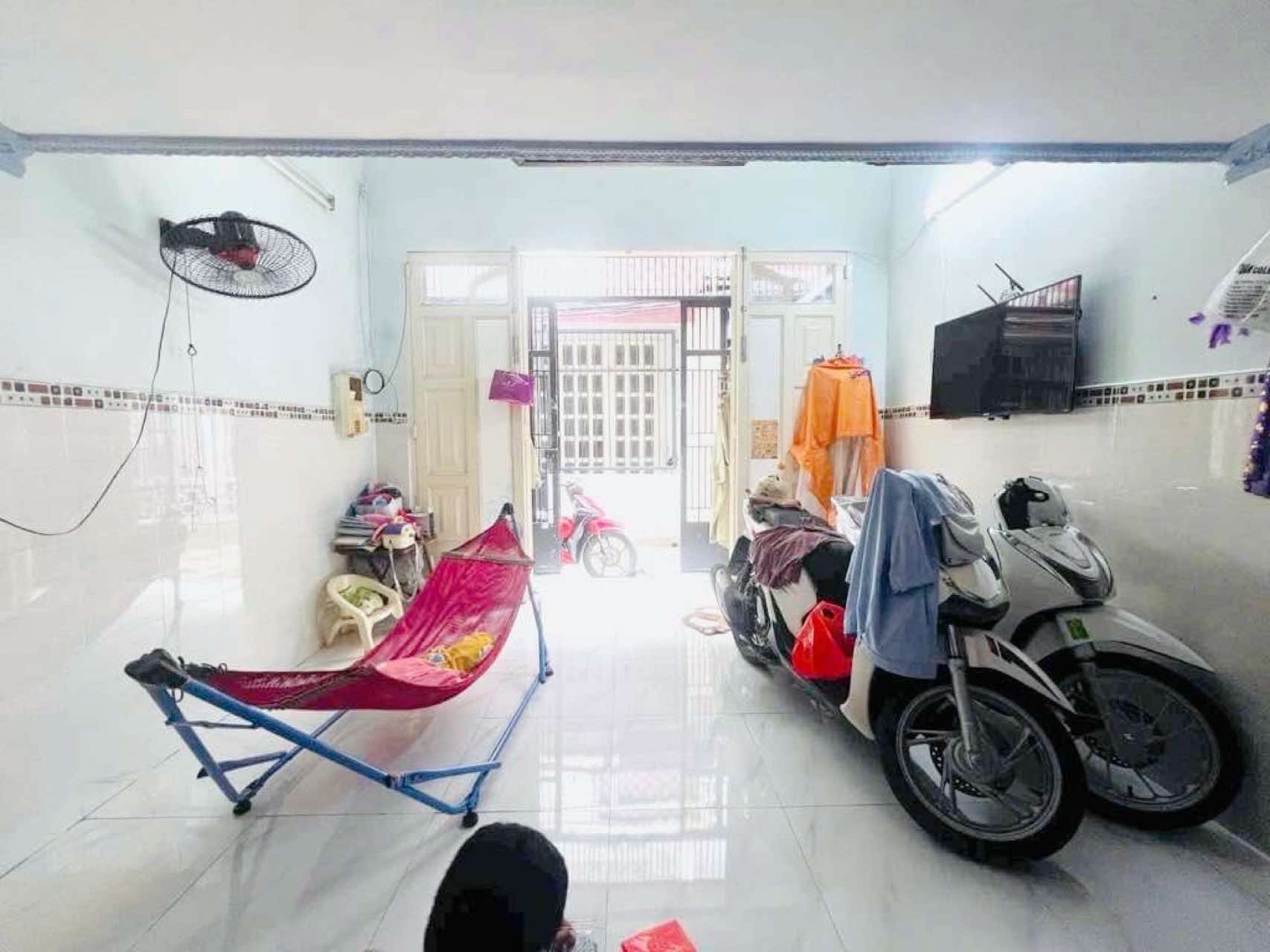 Bán nhà sát mt Nguyễn Sáng Tân Phú 29m2-3tang , ngay DH Công Thương - hẻm 3 gác - 3 tỷ nhỉnh 2