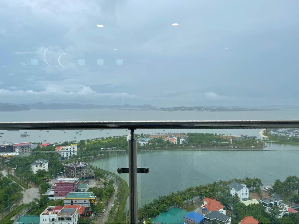 Bán Căn Hộ 2PN 72,6m2 View Biển mặt Đường Hoàng Quốc Việt, trung tâm du lịch Bãi Cháy, Hạ Long