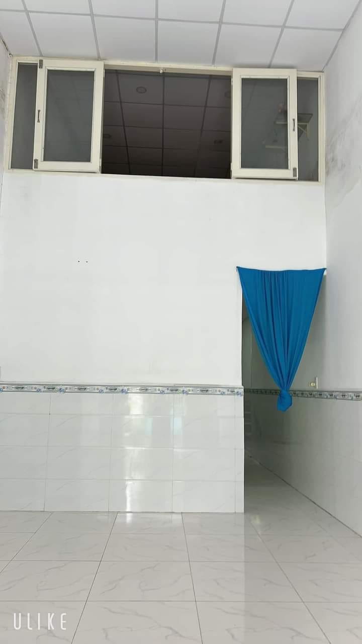 Bán nhà giáp QUẬN BÌNH THẠNH, 54m2, (ngang 4m nở hậu 5.7m x 13m), NHỈNH 4 TỶ