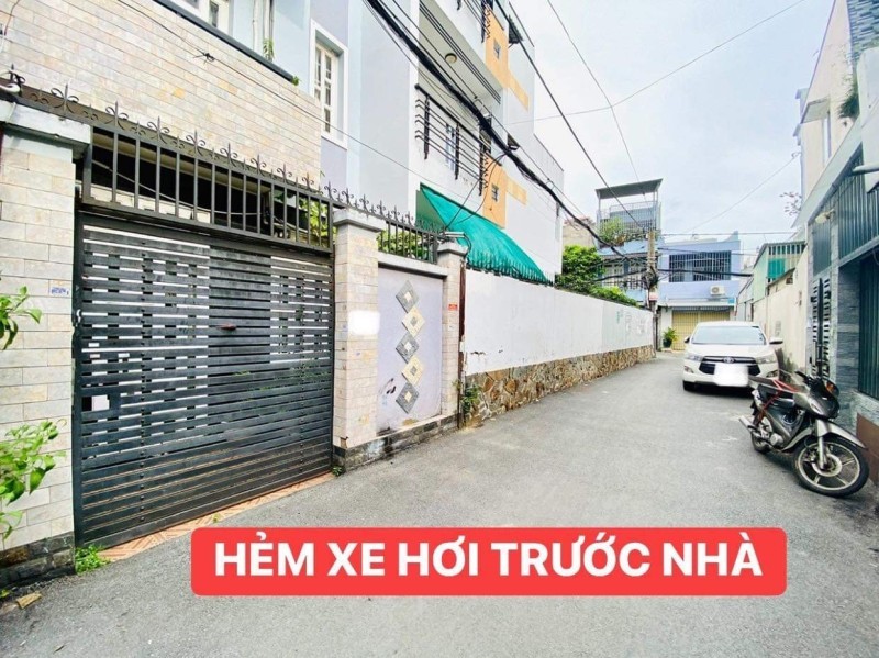 Ngay THPT Nguyễn Trung Trực - HXH 7 chỗ - (4.7 x 11)m - 3 Phòng ngủ