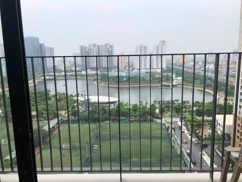 Bán 2 NGỦ SIÊU ĐẸP Căn Vinhomes D'capitale VIEW HỒ 2