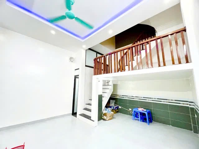 NHÀ PHỐ GIẢNG VÕ KINH DOANH, NGOC THÔNG,52/60 M2,5 TẦNG, MẶT TIỀN 4.5M, 8.5 TỶ, BA ĐÌNH. 2