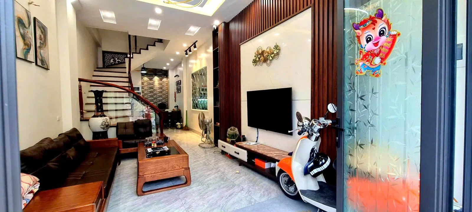 NHÀ MỚI- ĐẸP- KINH DOANH, VỈA HÈ PHỐ PHÚ VIÊN 43.2M2, 4 TẦNG,MẶT TIỀN 3.6M,8.5 TỶ. 2