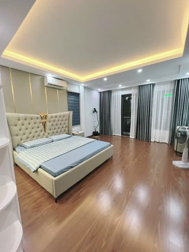 NHÀ ĐẸP Ở LUÔN, Ô TÔ NGỦ TRONG NHÀ, 50M2,7 TẦNG, MẶT TIỀN 4M, 14.5 TỶ.NGỌC LÂM- LONG BIÊN. 5