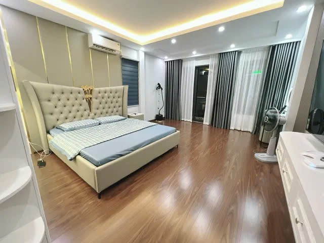 NHÀ ĐẸP Ở LUÔN, Ô TÔ NGỦ TRONG NHÀ, 50M2,7 TẦNG, MẶT TIỀN 4M, 14.5 TỶ.NGỌC LÂM- LONG BIÊN. 2