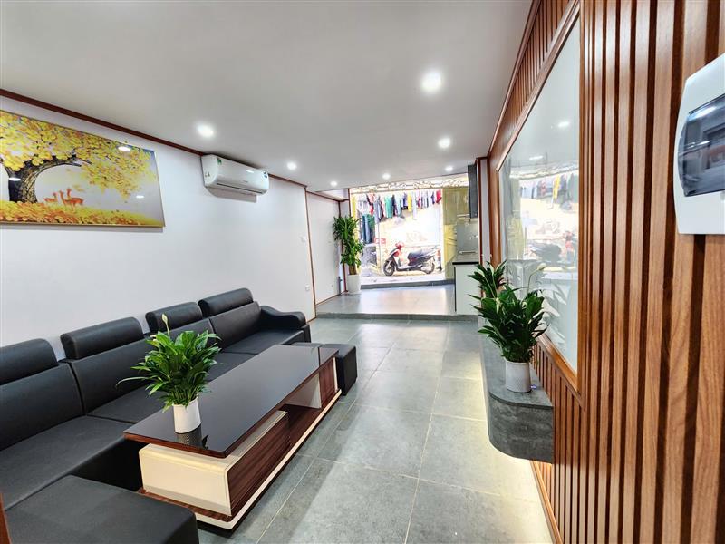 Cần bán Nhà mặt tiền đường Tân Mai, Phường Hoàng Văn Thụ, Diện tích 75m², Giá 3.79 Tỷ 2