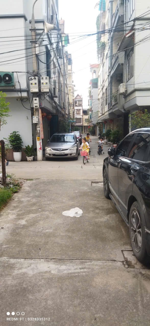 52m2 ĐẤT QUÂN ĐỘI PHÂN LÔ, 2 THOÁNG, KINH DOANH, ÔTÔ TRÁNH, THÔNG RA QL32, nhỉnh 8 tỷ 2