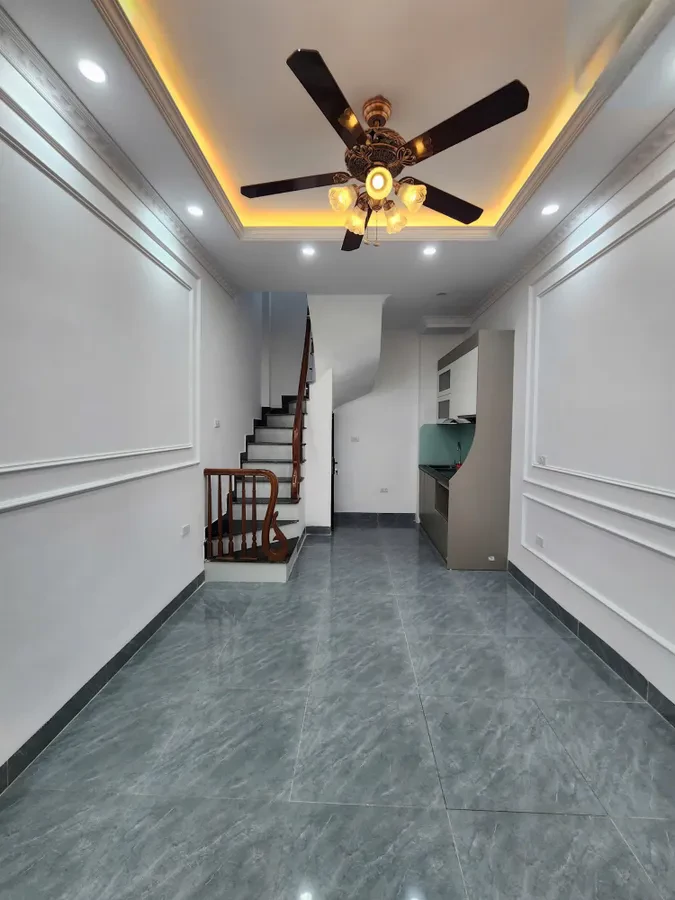 Bán Nhà Đội Cấn 23m2. 5 tầng. mặt tiền 3.3m. giá 7.85 Tỷ Ba Đình Hà Nội 3