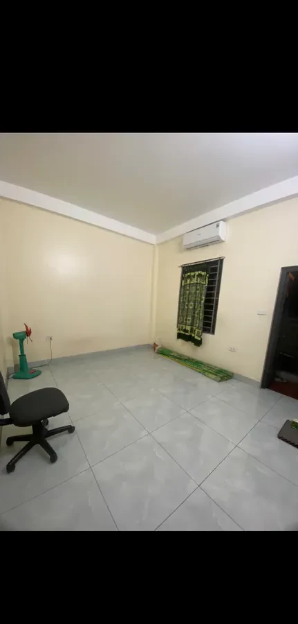 NHÀ DÂN XÂY CHO THUÊ-KINH DOANH  50m2 X 4 Tầng mặt tiền 6m X 12.5 Tỷ. 4