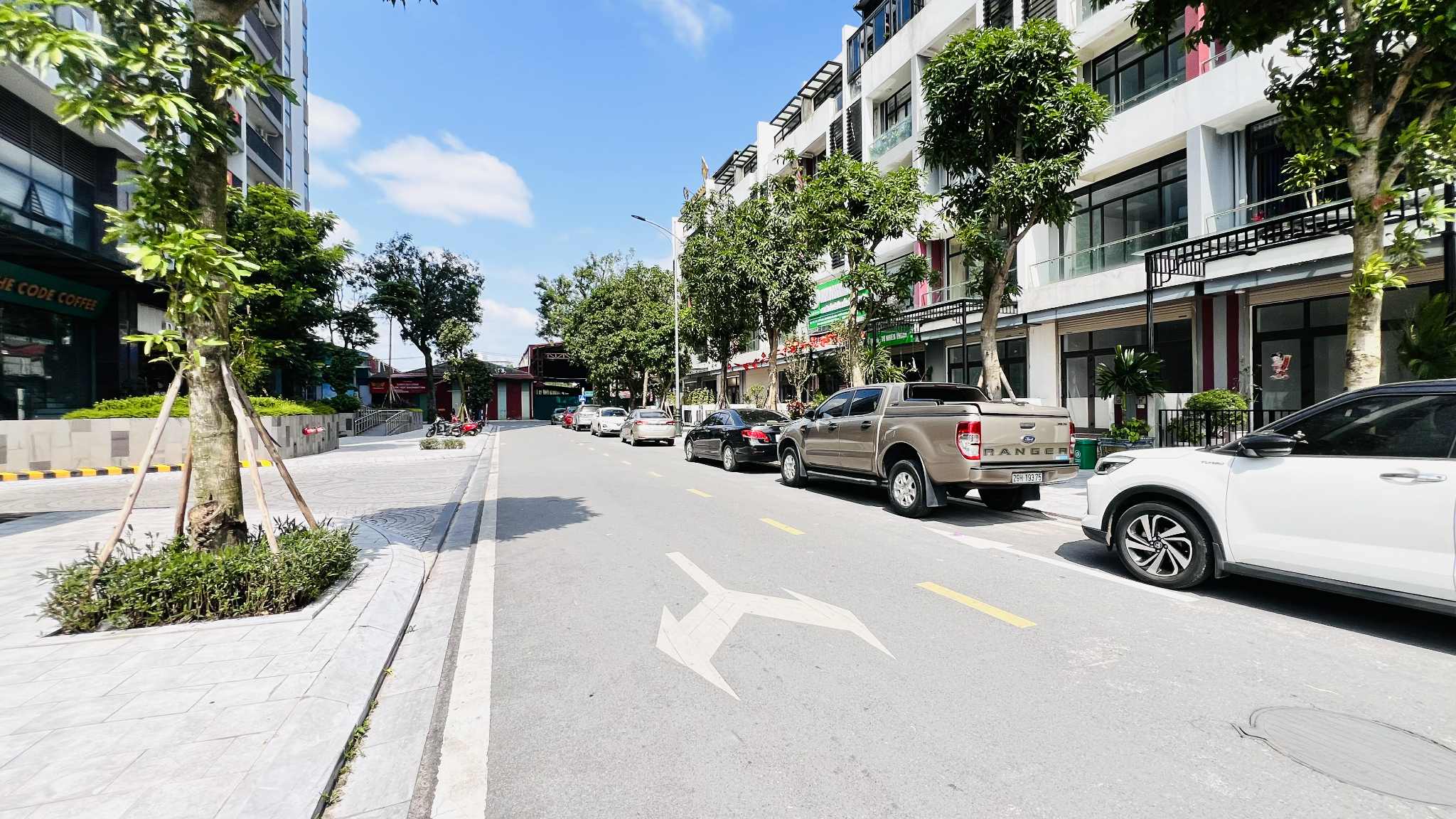 Liền kề lô góc Bình Minh Garden, cách cầu Đông trù 100m, vỉa hè đá bóng, vừa ở vừa kinh doanh 2