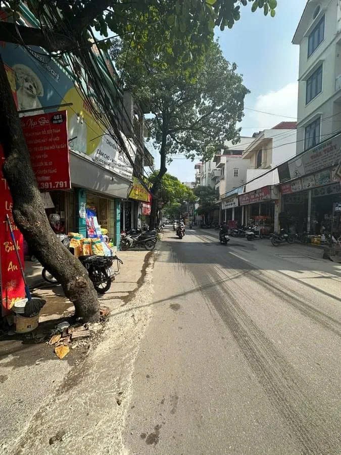 Hiếm nhà mặt phố Đại Mỗ, 108m2, mặt tiền 6.2m, vỉa hè rộng, vị trí đẹp, KD sầm uất, giá 24.5 tỷ