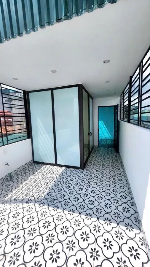 Bán Nhà Khương Thượng 32m2. 5 tầng. mặt tiền 3.4m. giá 8.5 Tỷ Đống Đa Hà Nội 3