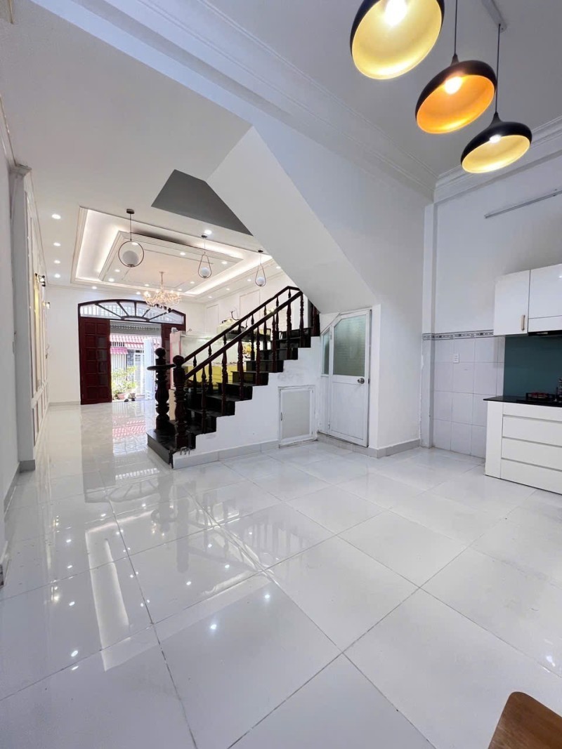 Bán nhà đẹp 3 Tầng, Hẻm xe hơi 7 chỗ, Phú Thuận, Quận 7 – Giá 9.5 tỷ 2