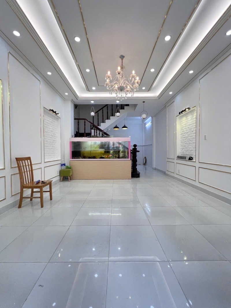 Bán nhà đẹp 3 Tầng, Hẻm xe hơi 7 chỗ, Phú Thuận, Quận 7 – Giá 9.5 tỷ