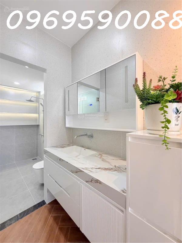Bán Gấp Nhà mới hẻm 5m Nguyễn Cữu Đàm,TP 5Tầng, 4,5x10m2 Chỉ 6Tỷx 5
