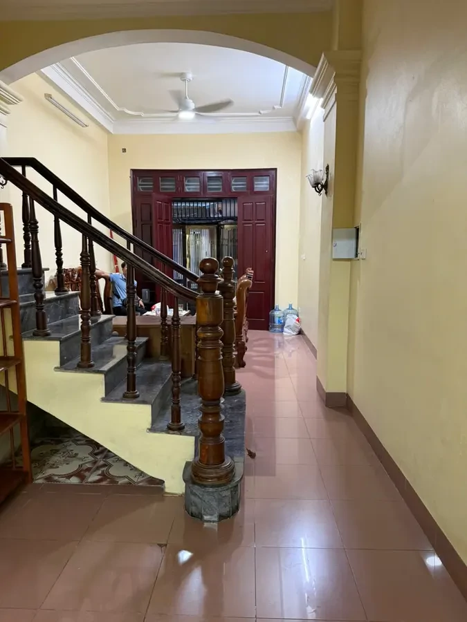 NHÀ ĐẸP DÂN XÂY NGÕ Ô TÔ 1 NHÀ RA MẶT PHỐ Ô Cách 50 m2 X 4 Tầng 13.8 tỷ Long Biên Hà Nội. 3