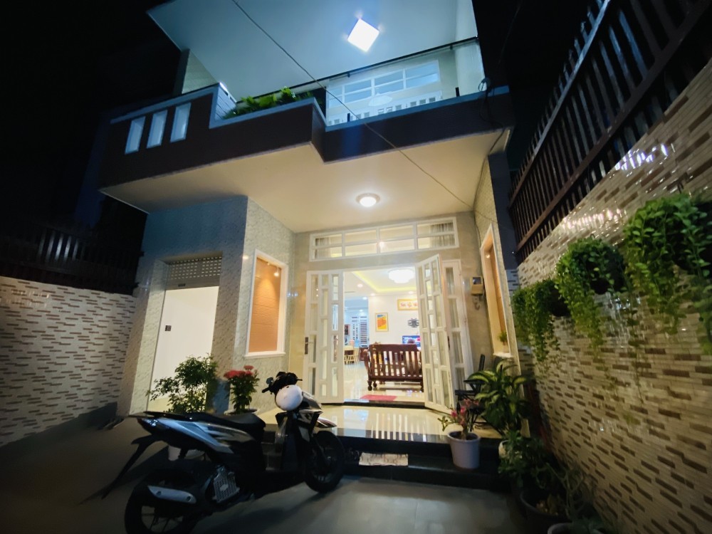 Bán nhà 2 tầng, 3PN, HXH đường Số 4, Trường Thọ, Thủ Đức. DT 160m2, SHR, giá 9,05 tỷ. 4
