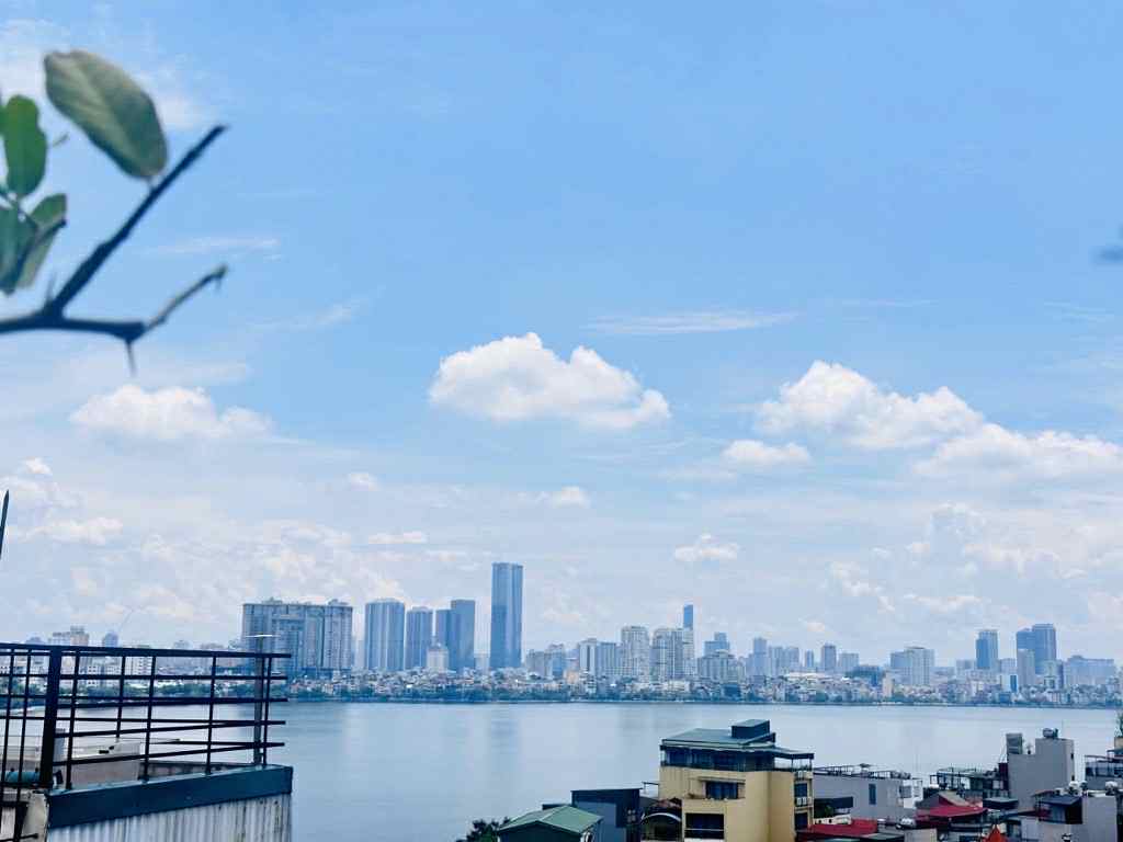 bán nhà mặt phố Nghi Tàm, 91m x 8 tầng, mặt tiền 9.5m, thông sàn kinh doanh 3