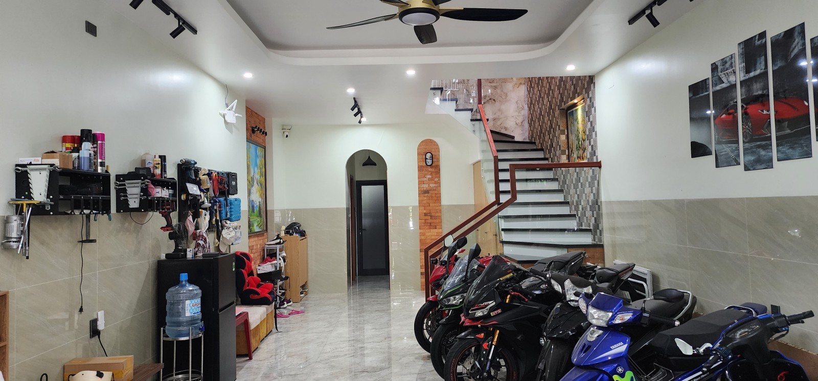 SIÊU PHẨM NHÀ 3 TẦNG MỚI ĐẸP – GIÁ CHỈ 7,9 TỶ – ĐƯỜNG DIỆP MINH CHÂU, HÒA XUÂN 3