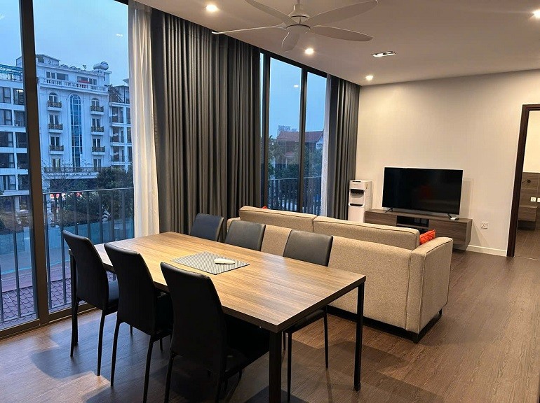 Cho thuê Căn hộ chung cư đường Tô Ngọc Vân, Phường Quảng An, Diện tích 100m², Giá 23.4 Triệu 2