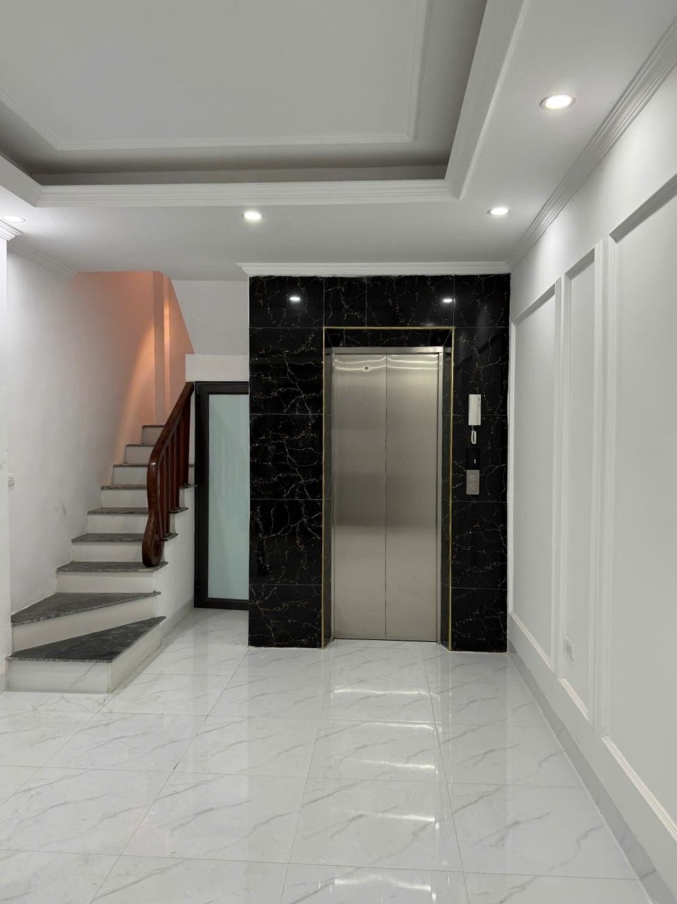 Cần bán Nhà mặt tiền Phường Phúc Đồng, Long Biên, Diện tích 90m², Giá 28.5 Tỷ 2