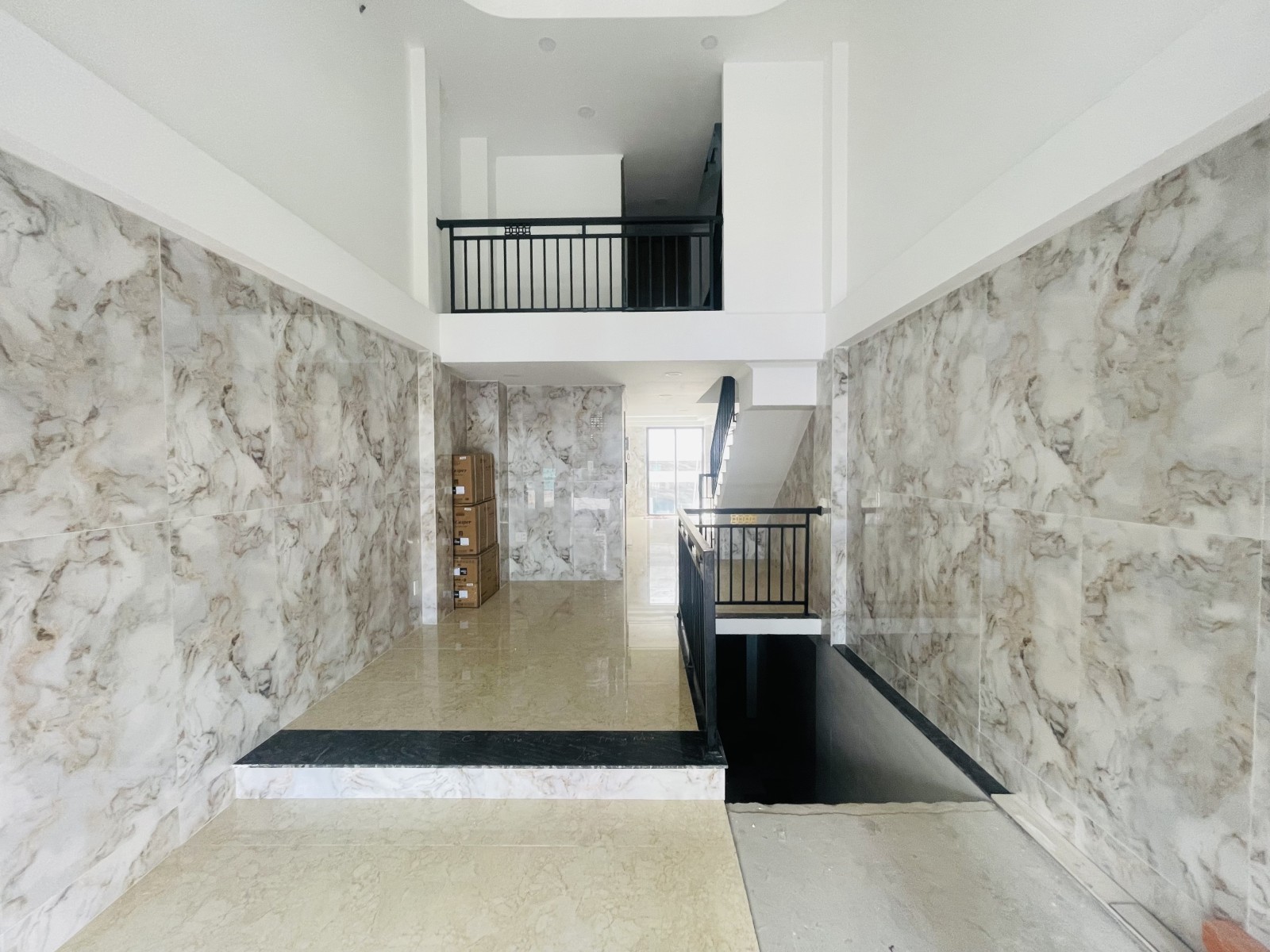 SIÊU PHẨM MẶT TIỀN 62m2 6 TẦNG - CÓ HẦM & THANG MÁY - NHÀ ĐẸP MỚI TINH - VỊ TRÍ KINH DOANH ĐẮC ĐỊA 7