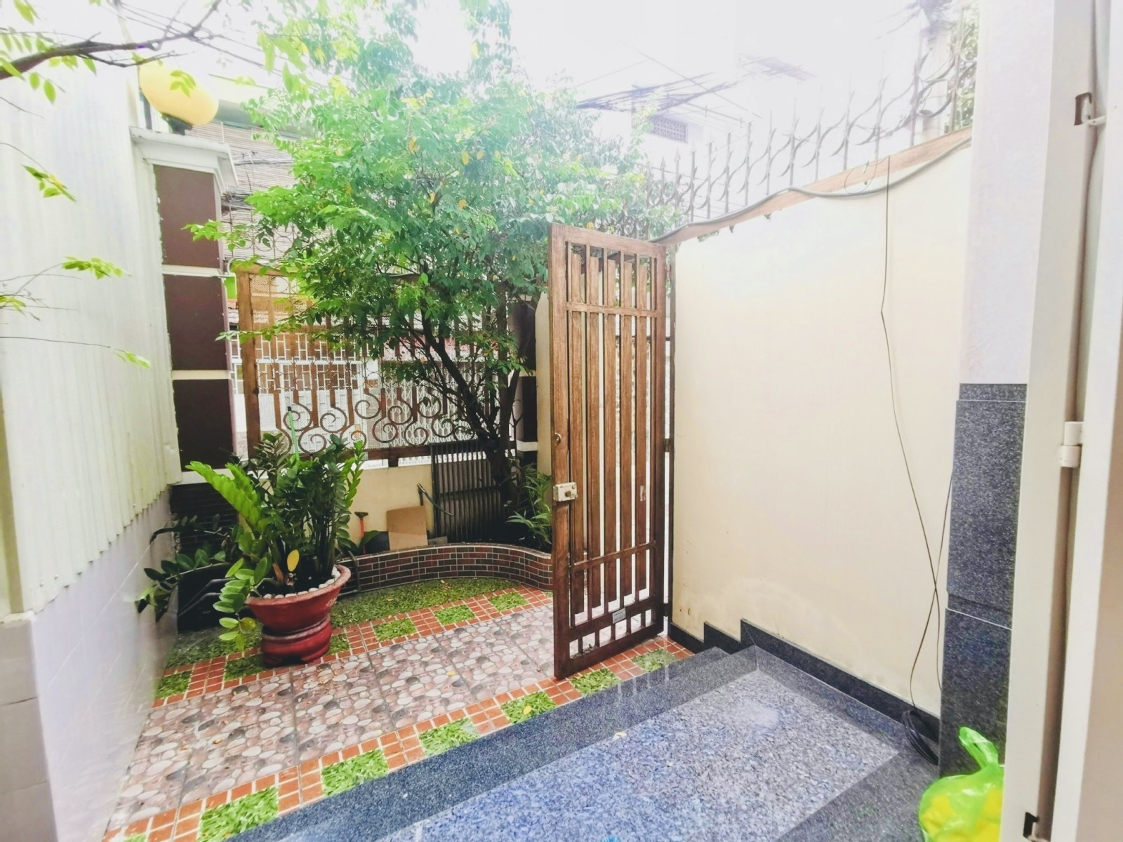 BIỆT THỰ MẶT TIỀN PHÚ NHUẬN - CĂN GÓC 5 TẦNG 88m2 (6.5 x 13.5) - GIÁ 18.2 TỶ 2