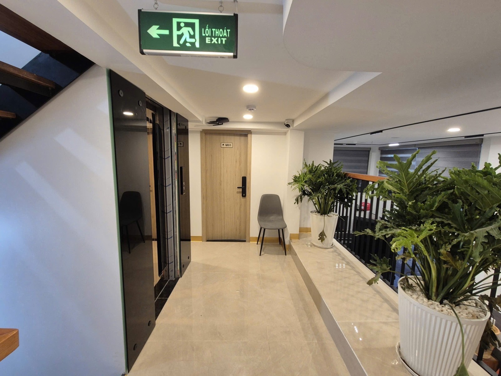 CHDV HẠNG SANG 2 MẶT TIỀN TÔN THẤT TÙNG Q1 - DÒNG TIỀN 1.2 TỶ/NĂM 15