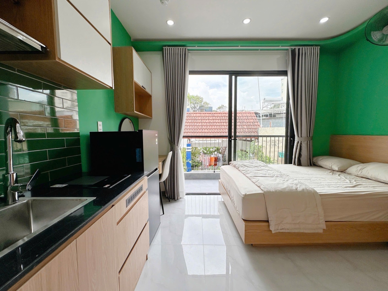 CHDV HẠNG SANG 2 MẶT TIỀN TÔN THẤT TÙNG Q1 - DÒNG TIỀN 1.2 TỶ/NĂM 16